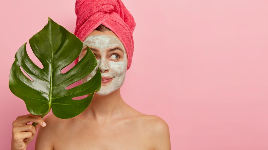 Maschera argilla verde: proprietà e benefici per la cura della pelle