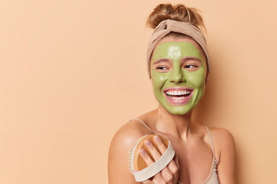 Argilla verde viso: proprietà e benefici per la pelle