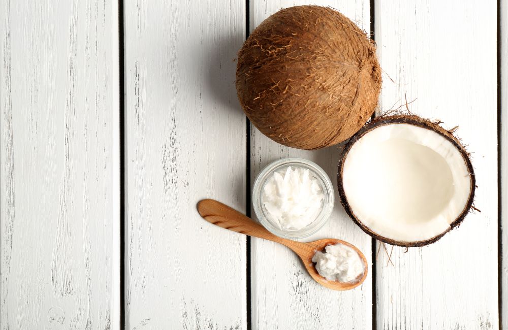 Olio di cocco biologico: proprietà e benefici per la pelle