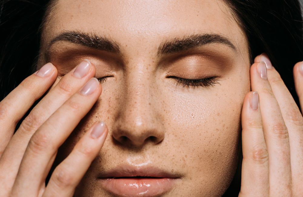 Skincare fatta in casa: la corretta beauty routine viso